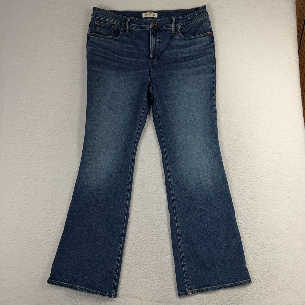 Madewell Kick Out Full-Length Bootcut Jeans Womens 32 (34x29) Blue Med Wash